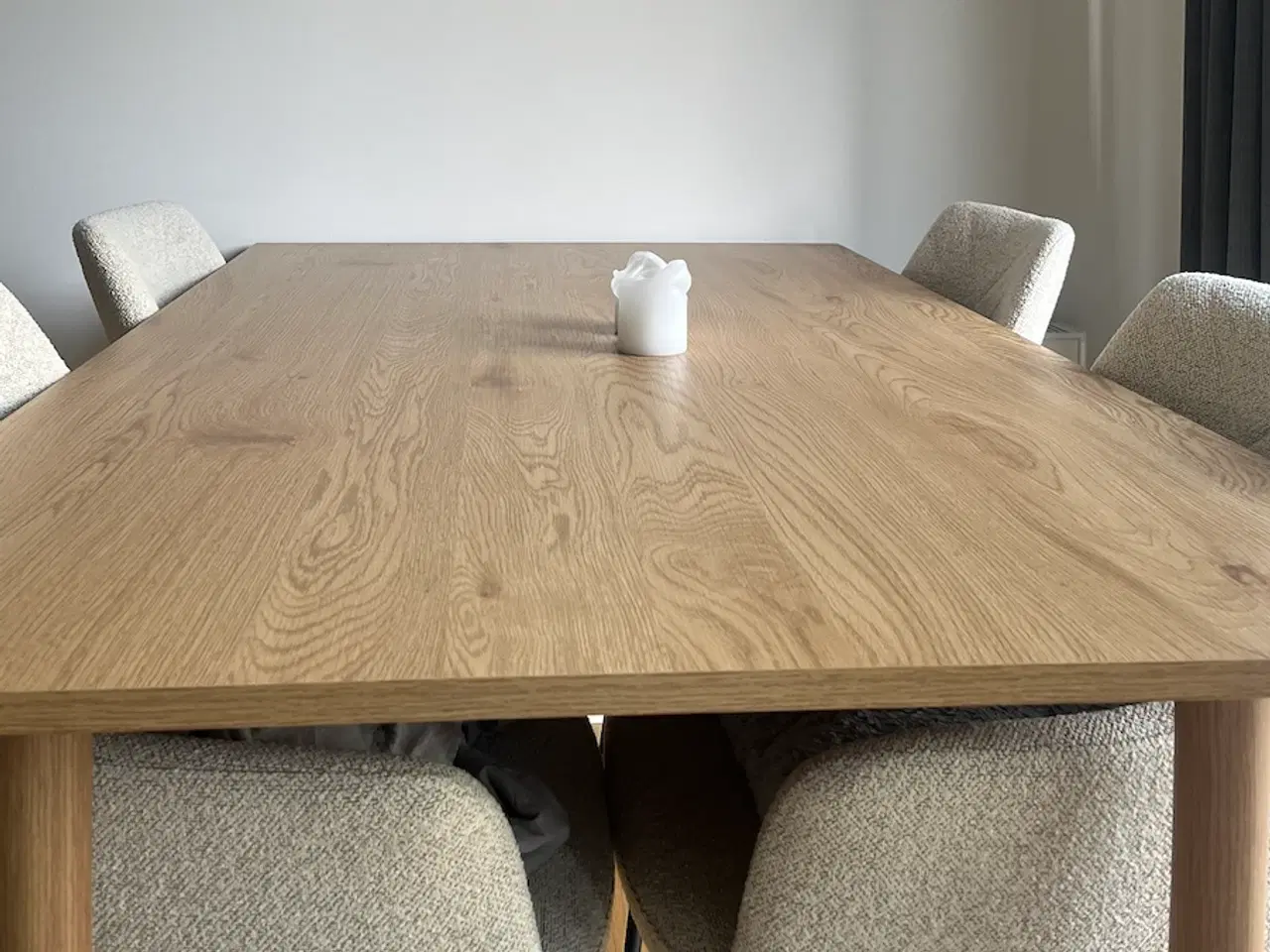 Billede 3 - Spisebord – ALSTED fra JYSK (90x160 cm) – som nyt