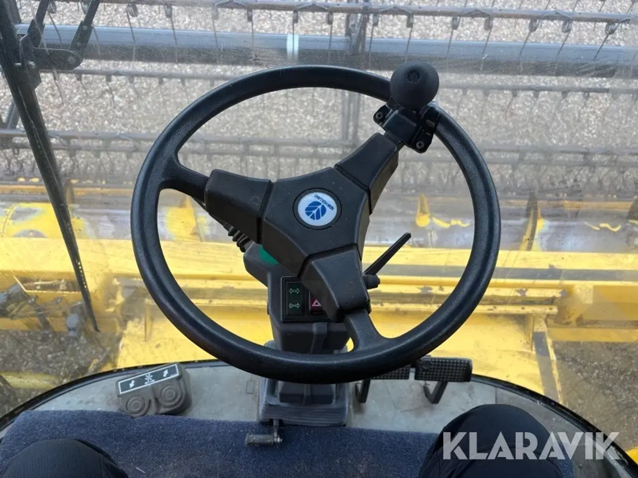 Billede 12 - Mejetærsker New Holland TX66/TX68 med skærebord & vogn