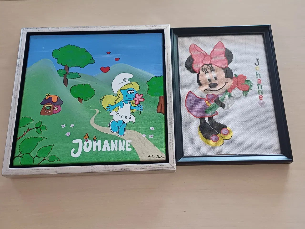 Billede 1 - Maleri - smølfine, Broderi - Minnie Mouse