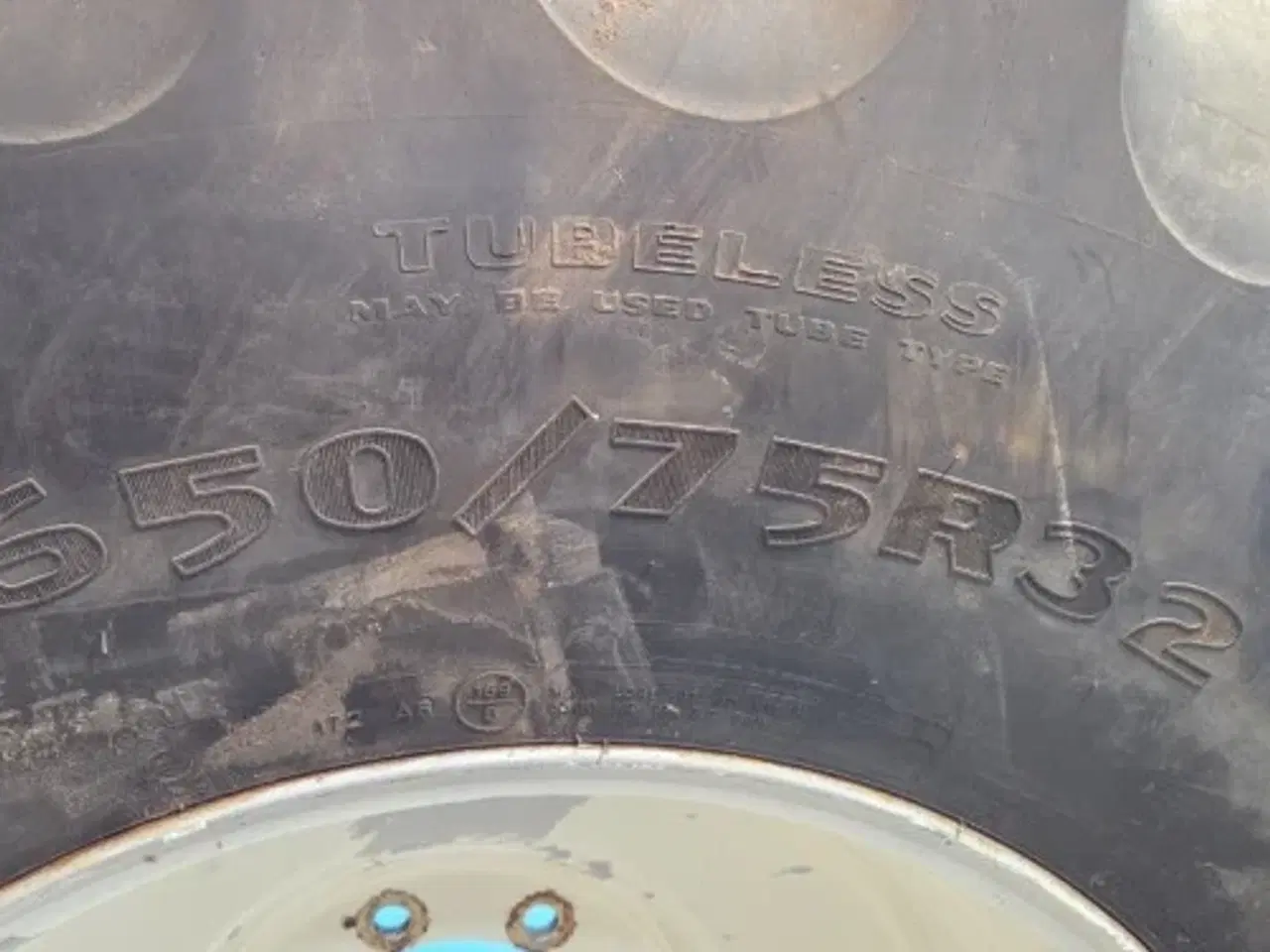 Billede 9 - 32"   650/70R32  SÆT