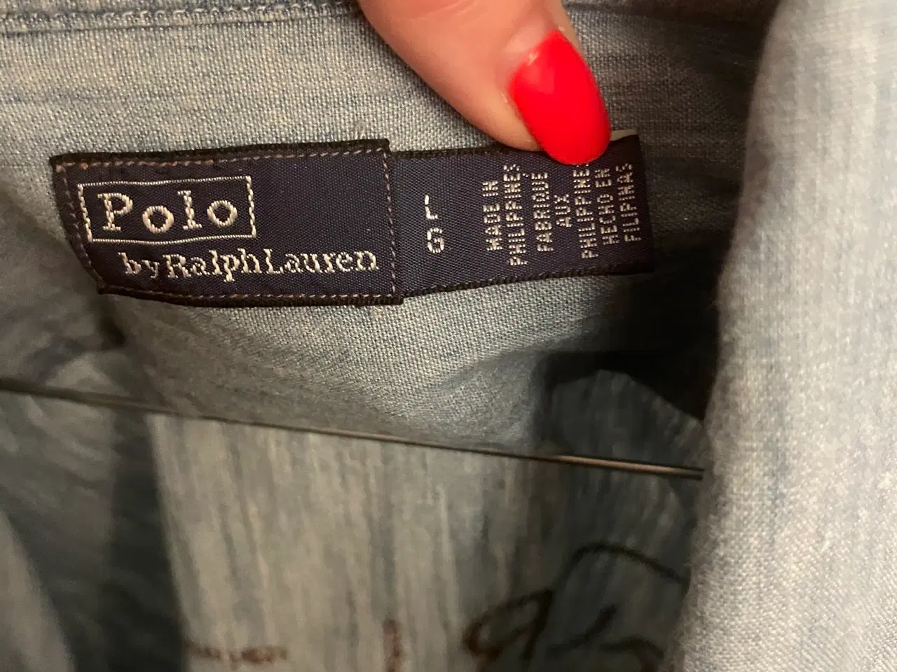 Billede 3 - Polo Ralph Lauren denimskjorte med broderi bagpå