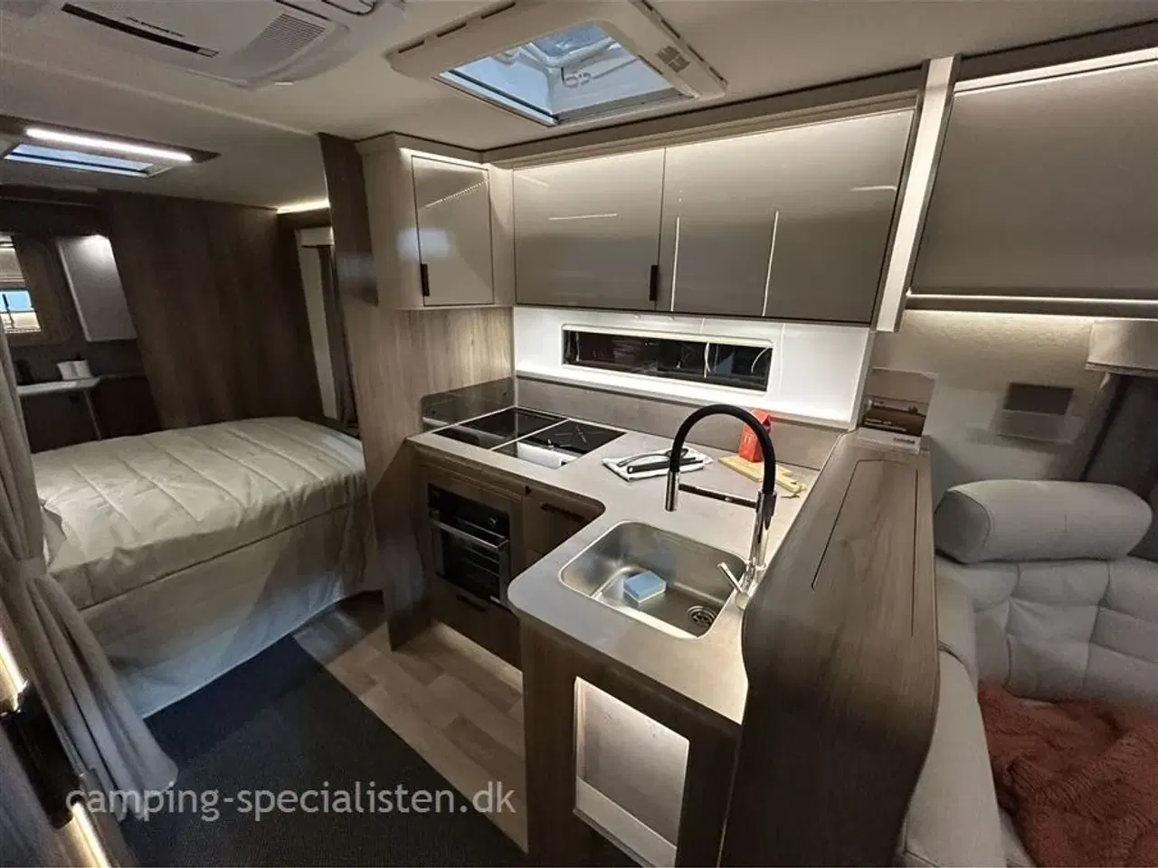 Billede 5 - 2026 - Kabe Imperial 740 CTDL E8   Kabe Imperial 740 CTDL E8 model 2026 kan snart ses hos Camping-Specialisten