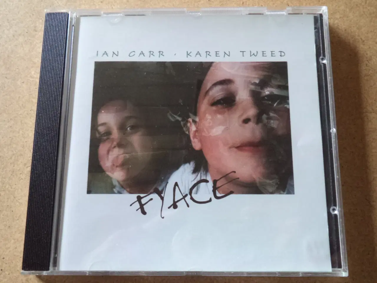 Billede 1 - Ian Carr, Karen Tweed ** Fyace 