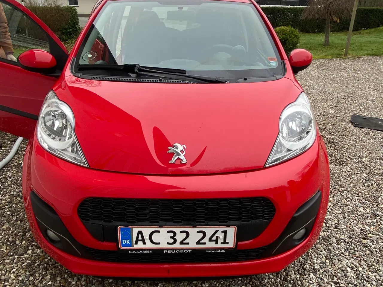 Billede 1 - Fin lille bil