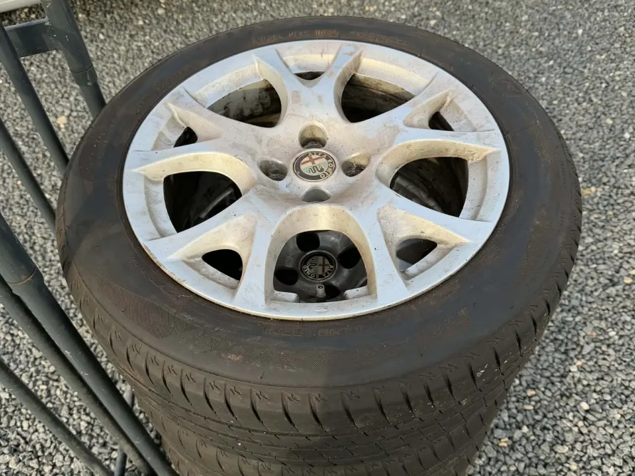 Billede 2 - 16" Alufælge til Alfa Romeo med Sommerdæk