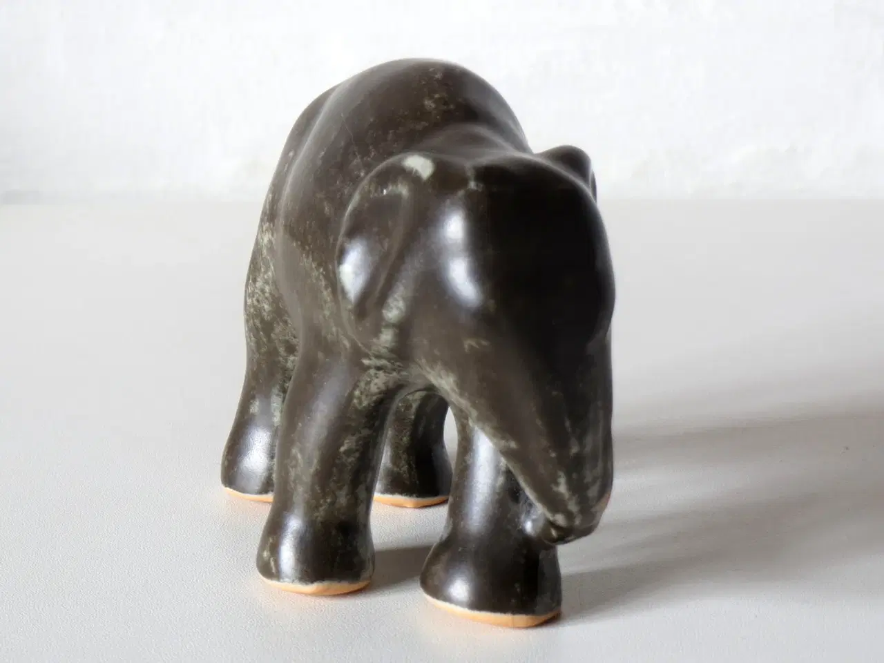 Billede 3 - Joghus elefant i mørk keramik 