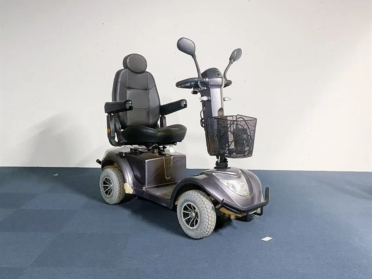 Billede 1 - LM-500 grå