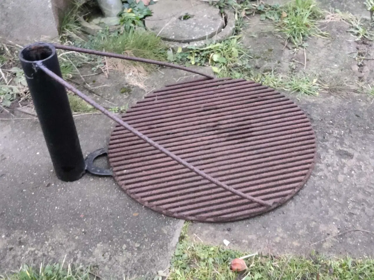 Billede 1 - Grill til bålmad