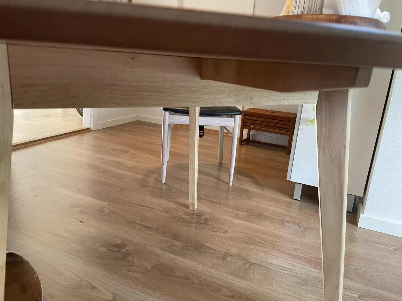 Billede 3 - Rund spisebord