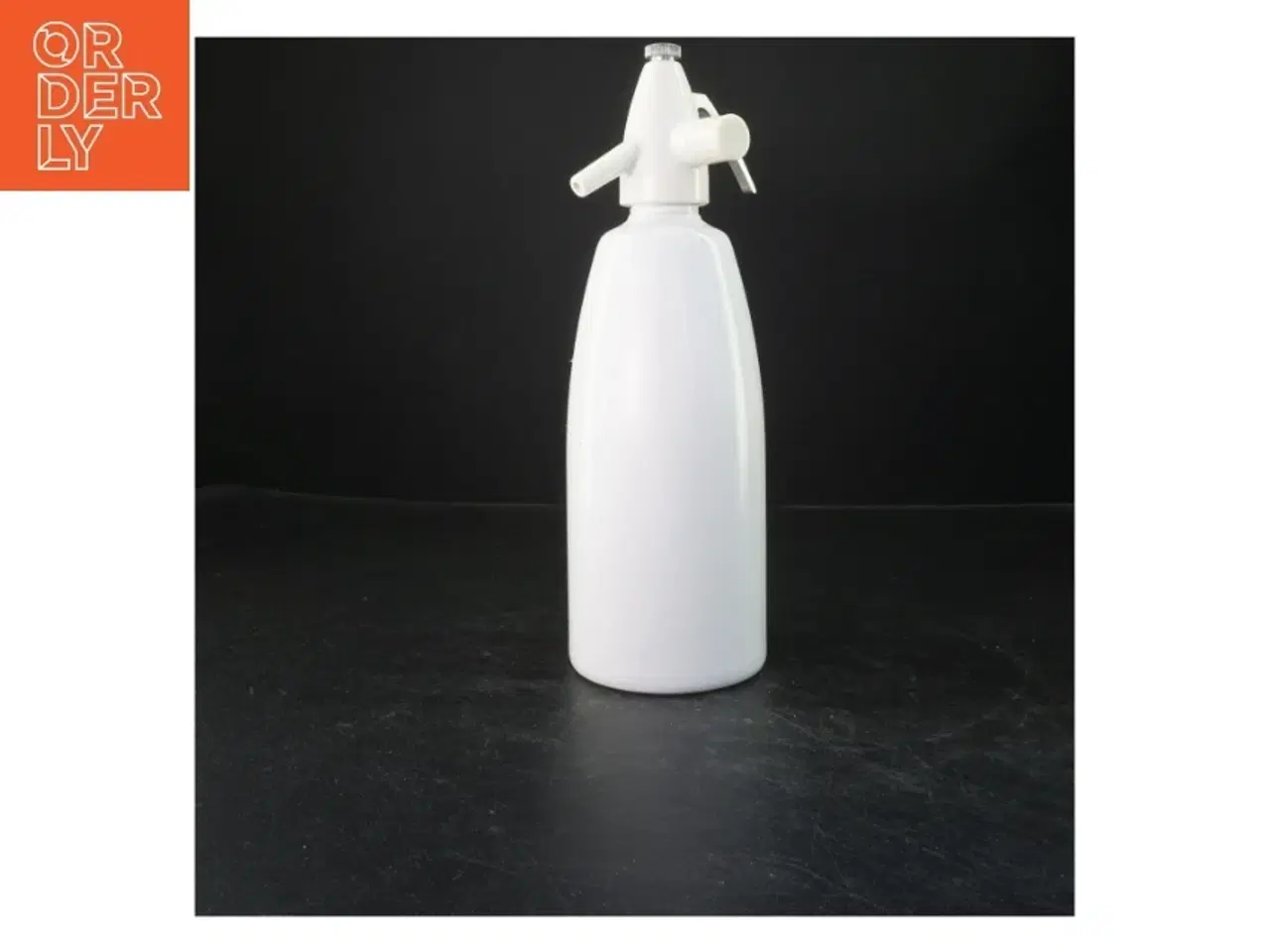 Billede 1 - Hvid sodavandsmaskine/Sifon (str. 32x10 cm)