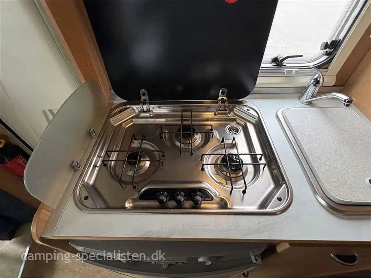 Billede 8 - 2007 - Elnagh Baron 120 L   Elnagh Baron 120L 2007 - Se den nu hos Camping-Specialisten.dk