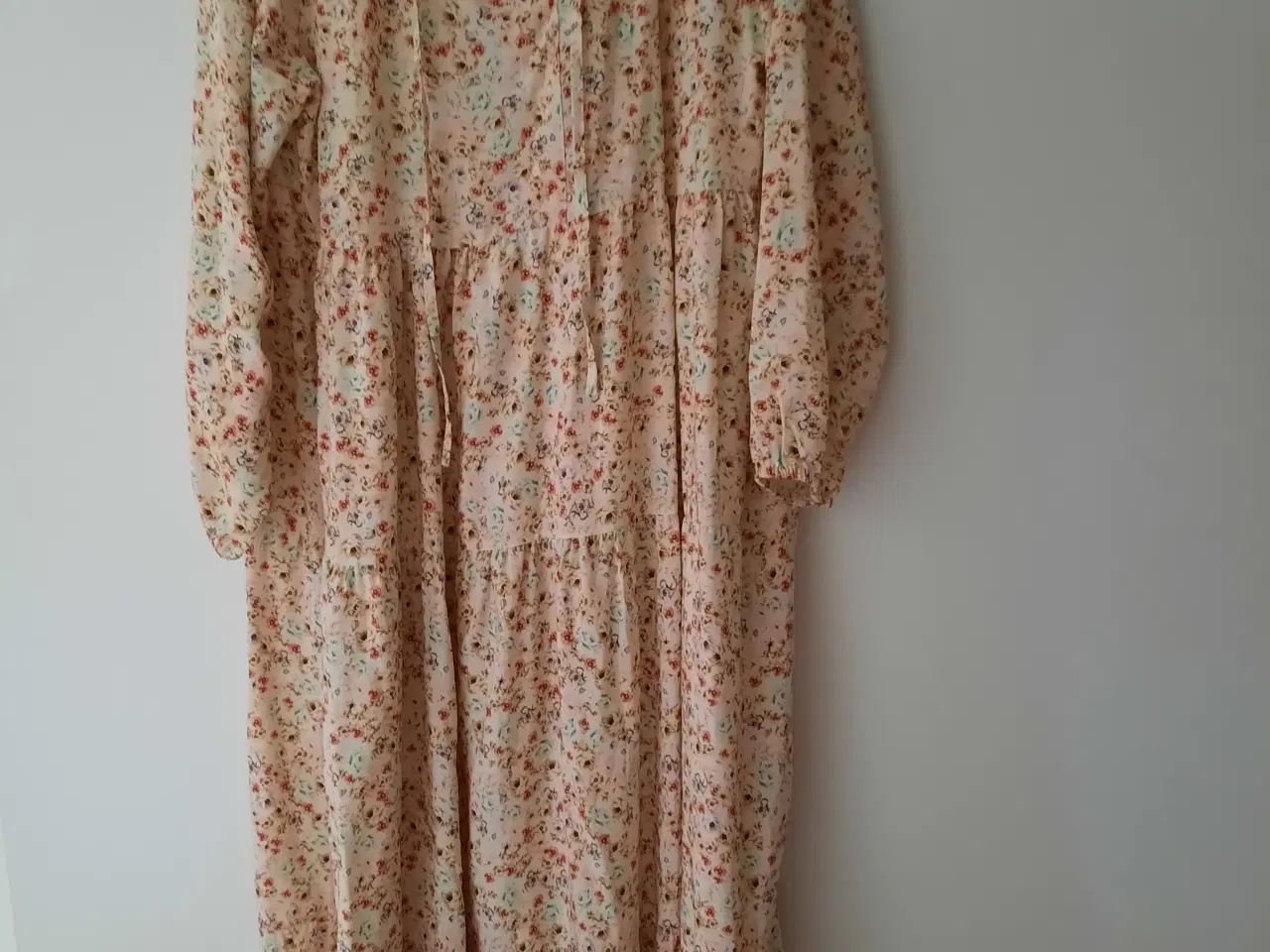 Billede 1 - Kjole maxi etagekjole Made in Italy