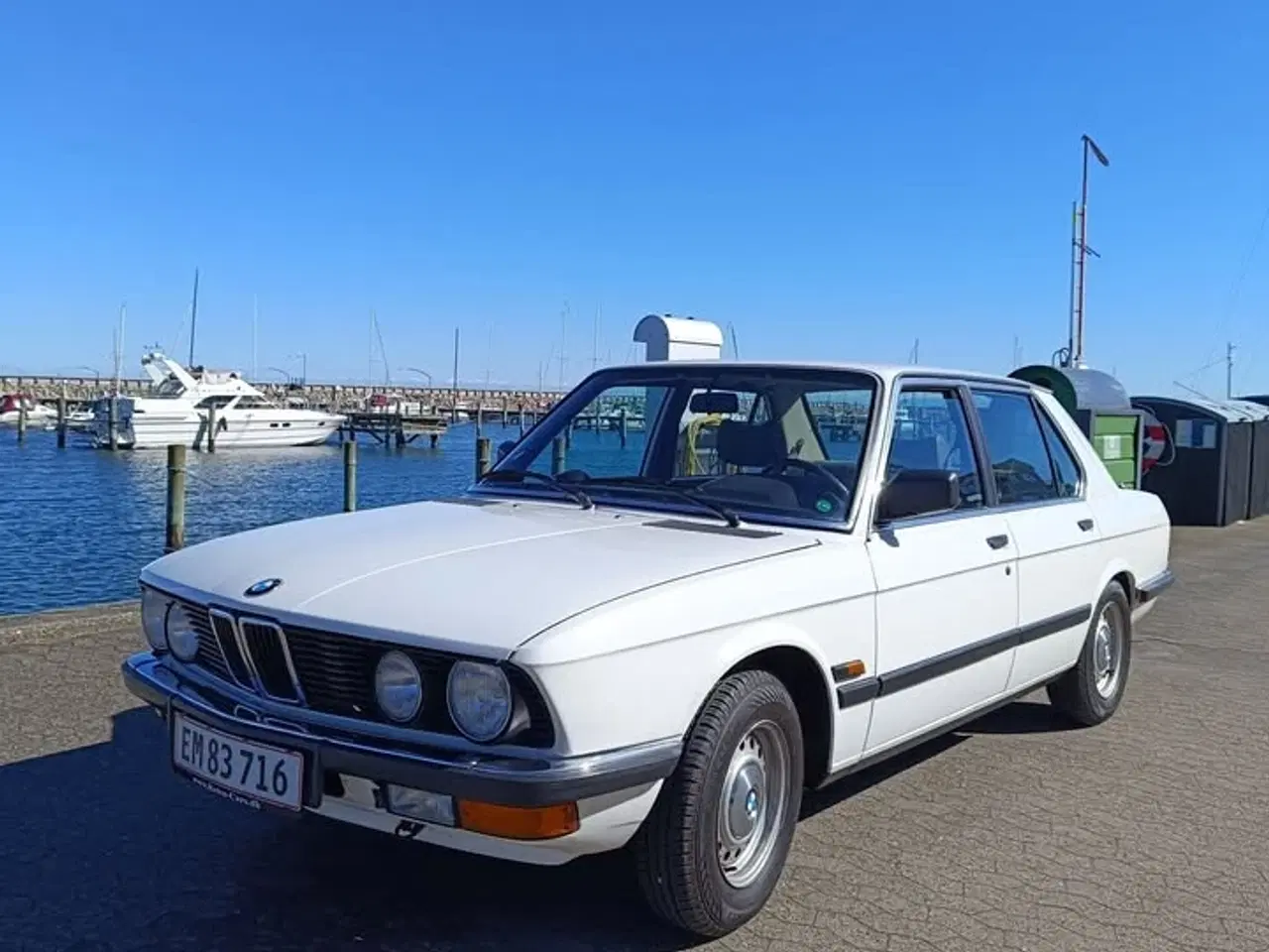Billede 1 - 6-cyl række-BMW E28 520i veteranbil - NYSYNET