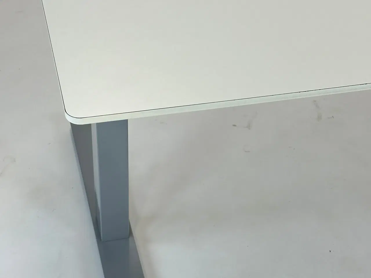 Billede 3 - Hæve-/sænkebord 180x80
