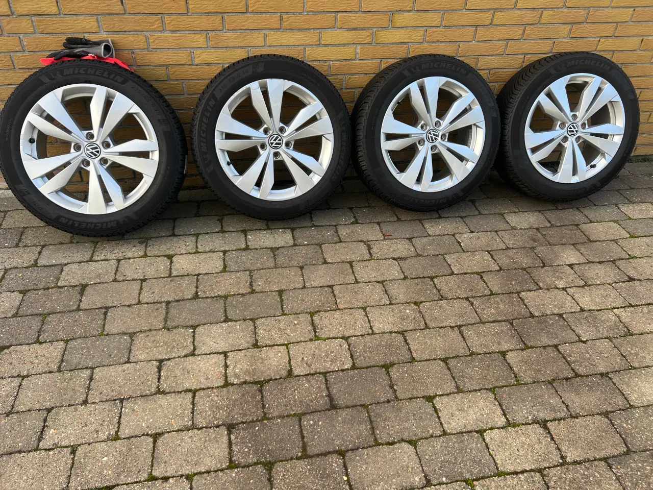 Billede 3 - 18" org. VW ID.3 Vinterhjul