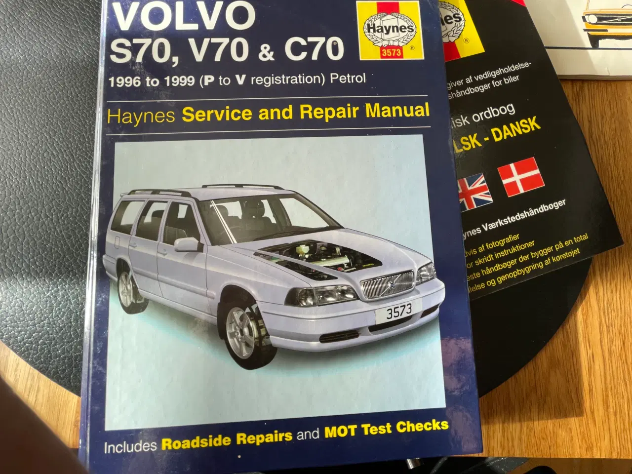 Billede 2 - Instruktionsbog til Volvo 142 årg. 73 og S/V70 