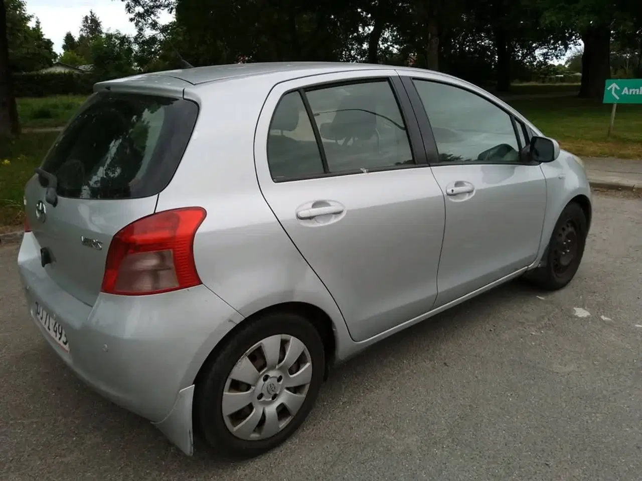 Billede 4 - Toyota Yaris 1,0 Benzin Nysynet årgang 2006