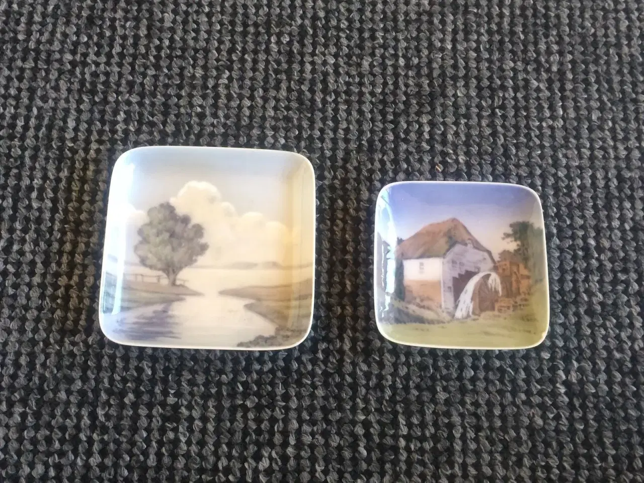 Billede 1 - 2 kongelige askebægre