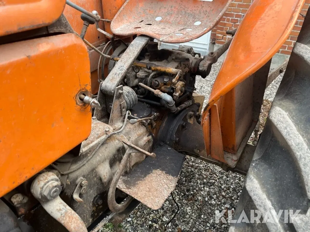 Billede 6 - Traktor Fiat 411 4 cylinder Diesel