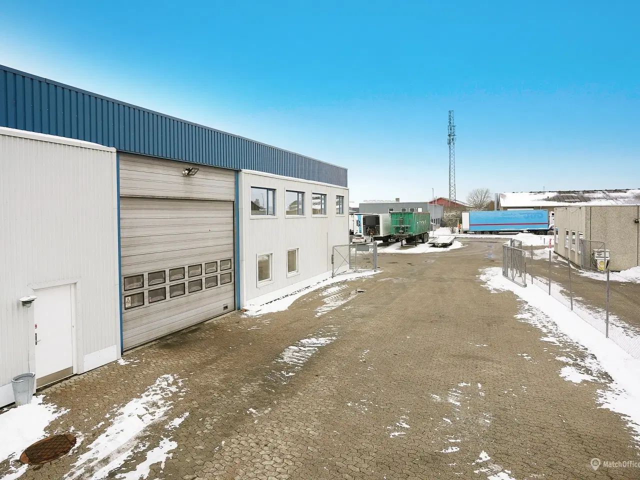 Billede 17 - Højloftet lager med administration. God beliggenhed tæt ved motorvejsafkørsel 27. Greve