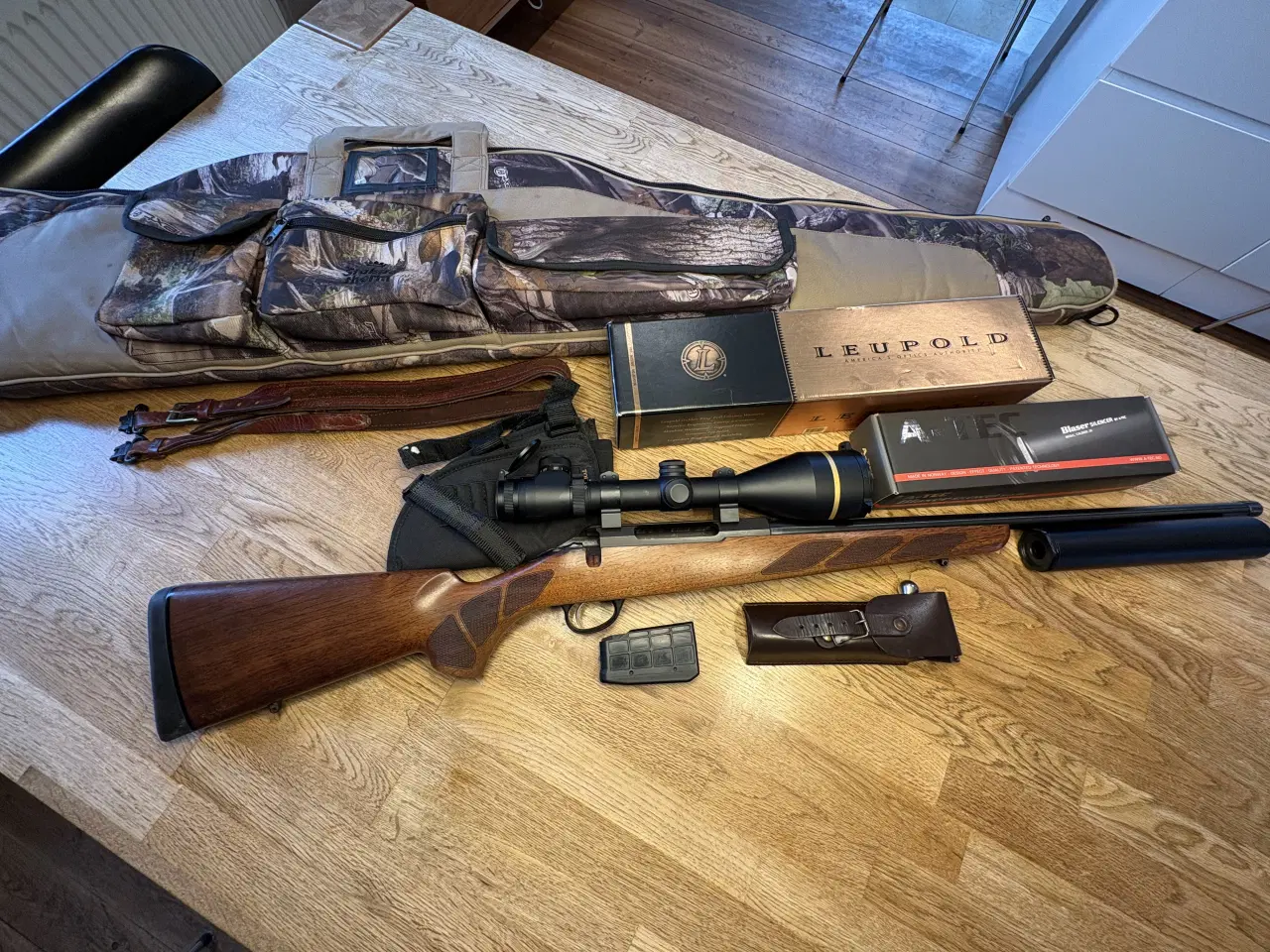 Billede 4 - Tikka T3 Hunter 30.06 + Leupold sigte + Blazer lyd