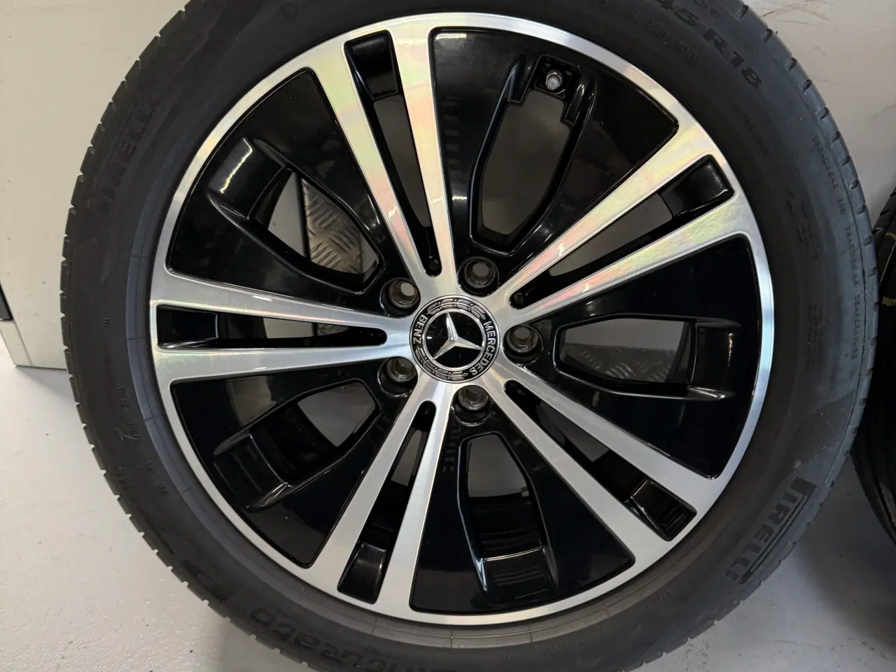 Billede 2 - Originale 18” originale Mercedes alufælge 