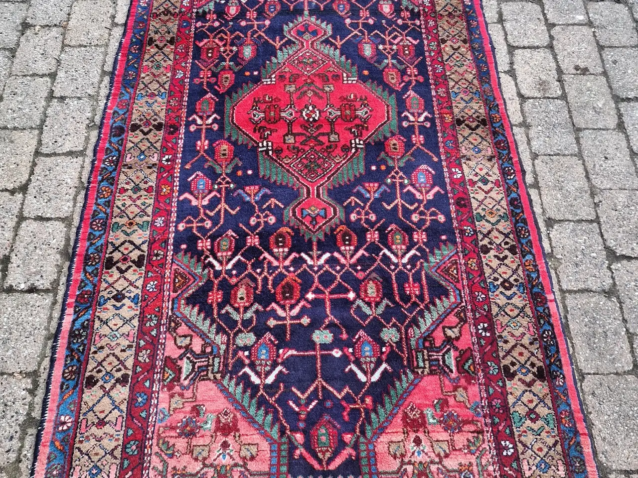 Billede 1 - Flot håndvævet persisk tæppe.