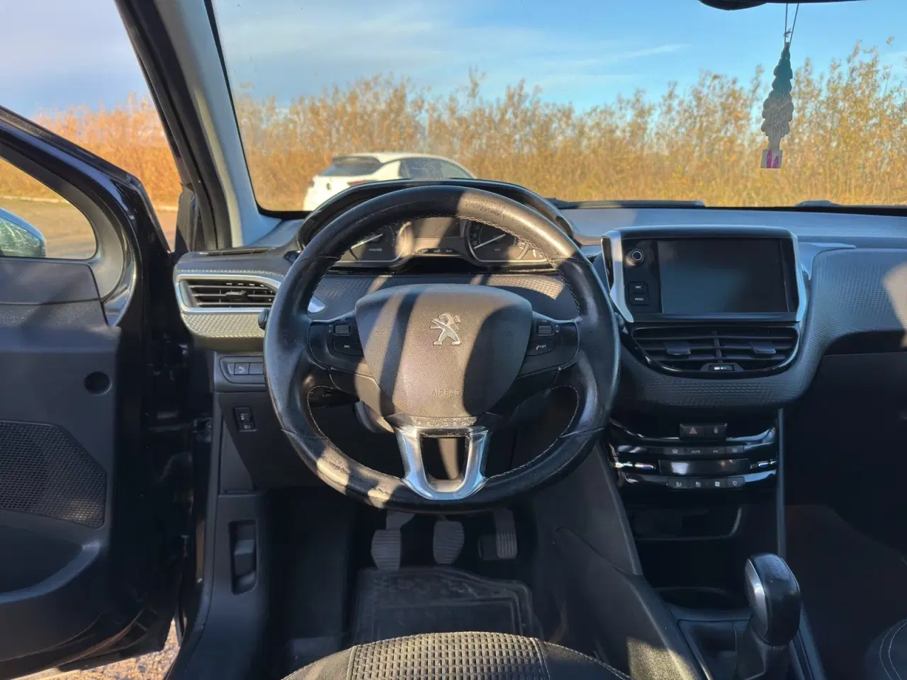 Billede 9 - Peugeot 208 1,6 BlueHDi 100 Desire Sky