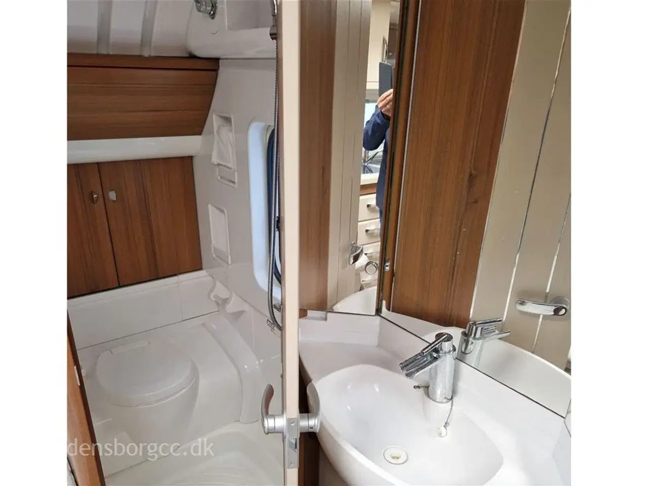 Billede 4 - 2012 - Hobby Premium 540 UFe   MEGET UDSTYR BLA. ALDE CENTRALVARME / MOVER og El. STYTTEBEN.