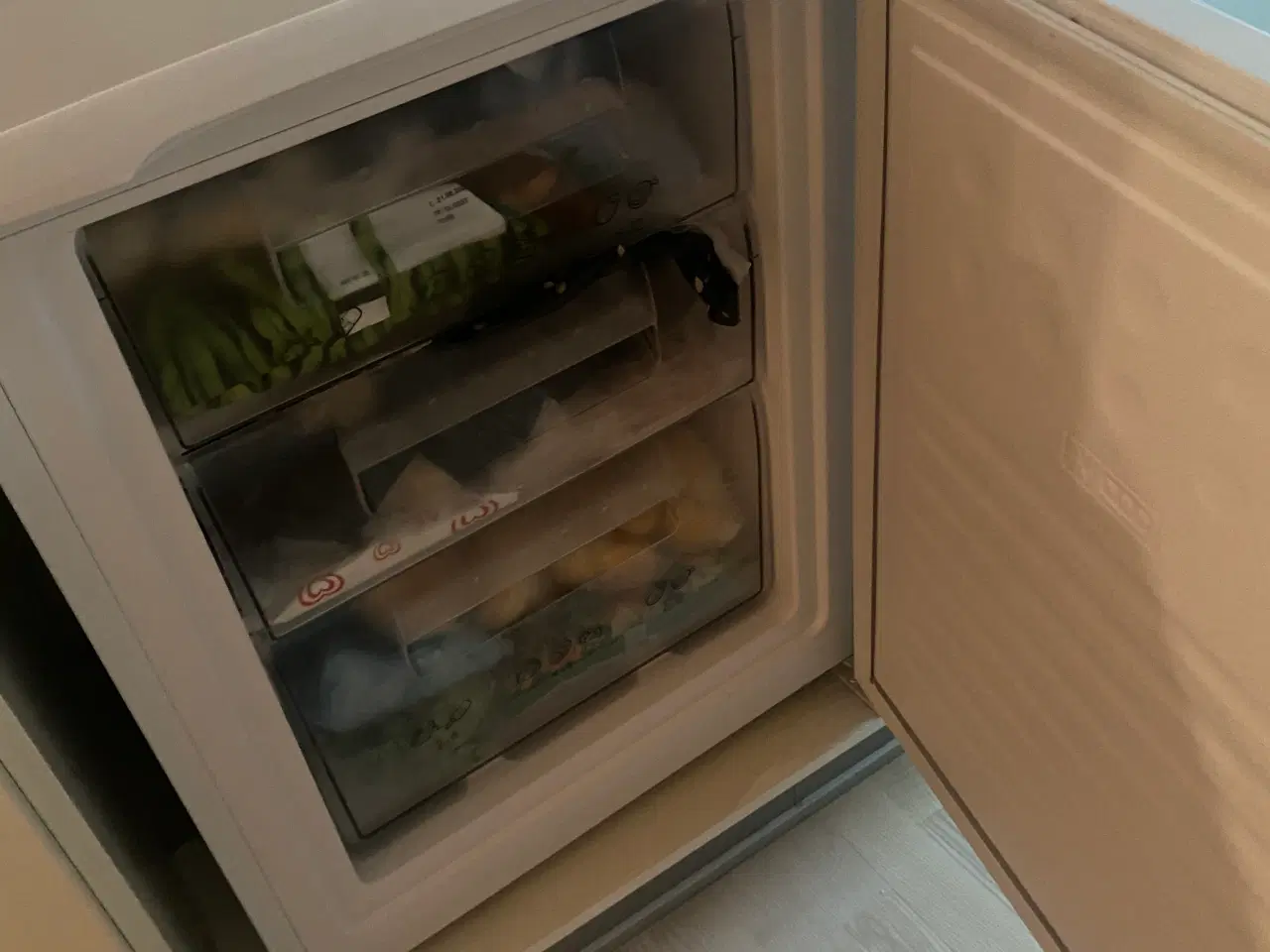 Billede 1 - Kølefryseskab sælges til fair pris