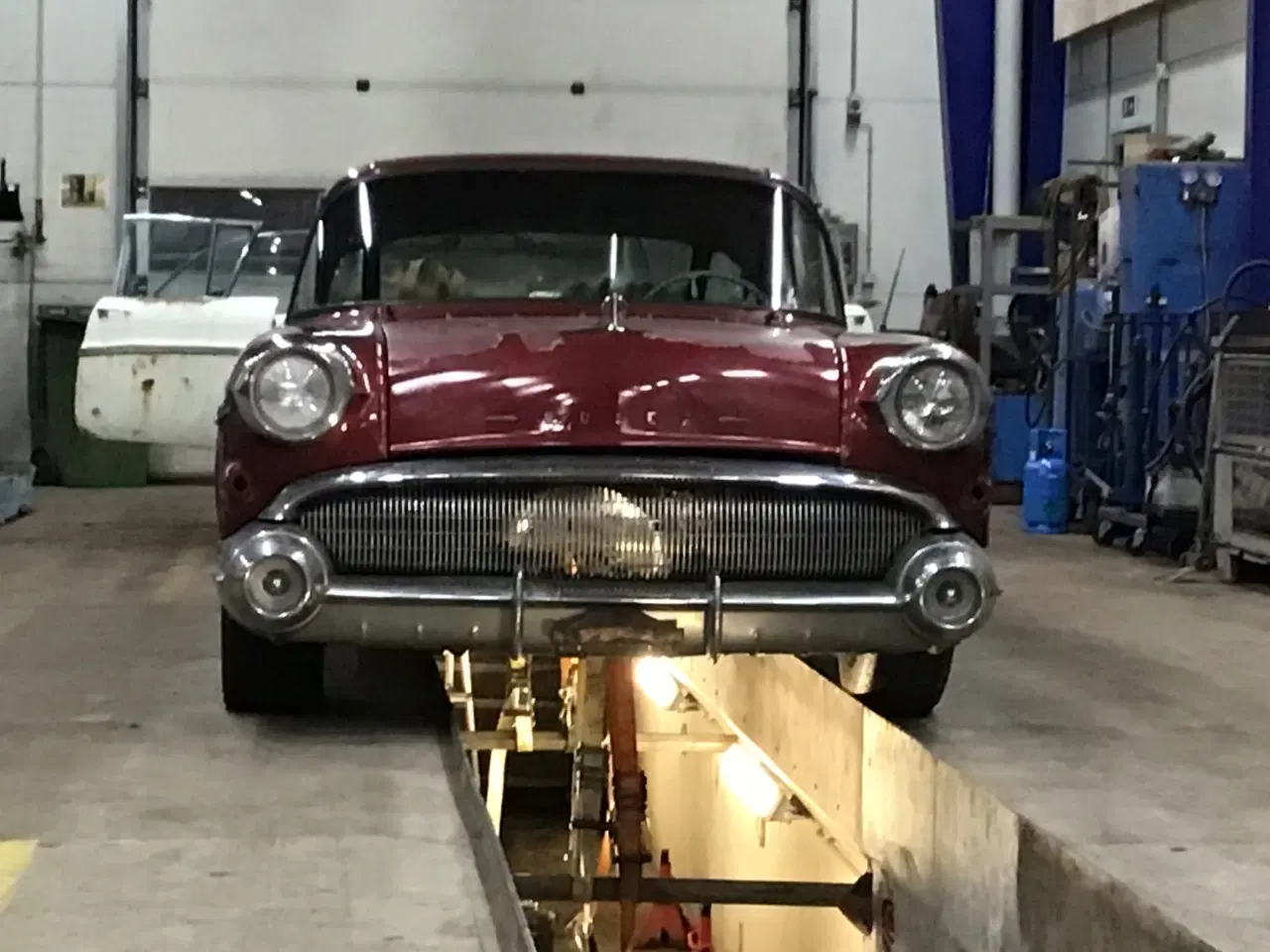 Billede 2 - 1957 Buick Century 4 Door HT