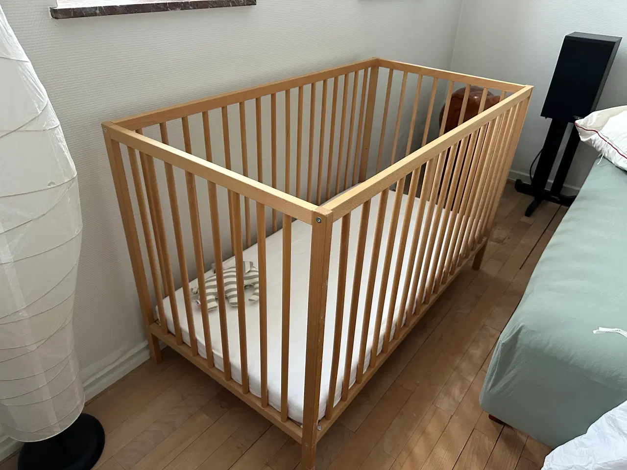 Billede 1 - Sniglar tremmeseng med madras