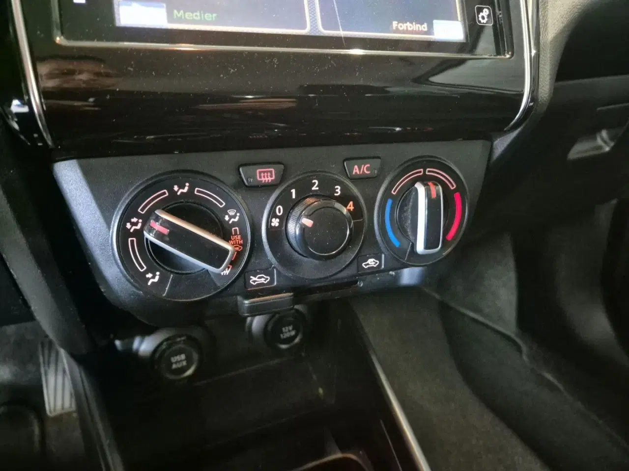 Billede 8 - Suzuki Swift 1,2 Dualjet Action AEB Gold 90HK 5d