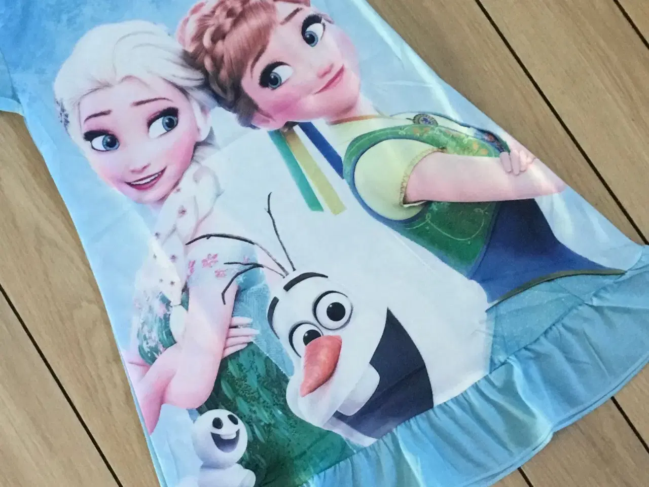 Billede 4 - Frost kjole str. 110 med Elsa og Anna i turkis 
