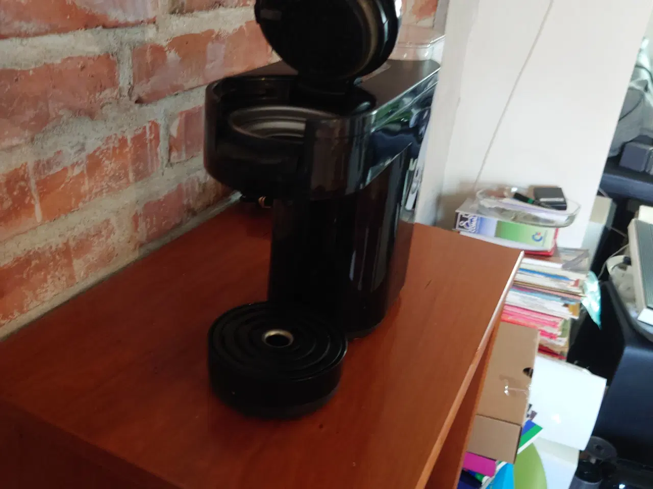 Billede 4 - Praktisk lille kaffemaskine fra Nespresso
