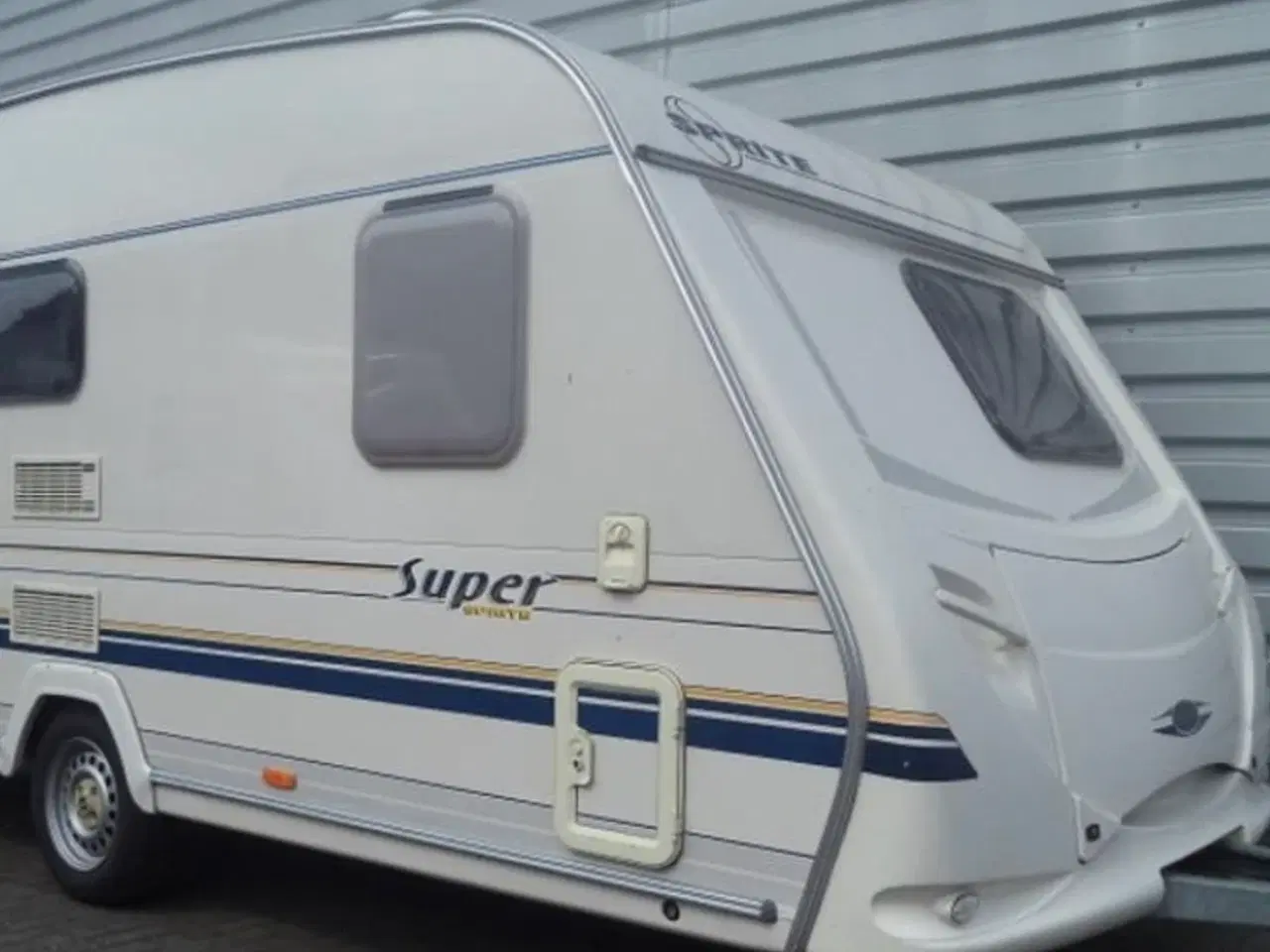Billede 1 - Sprite 450 Campingvogn udlejes.