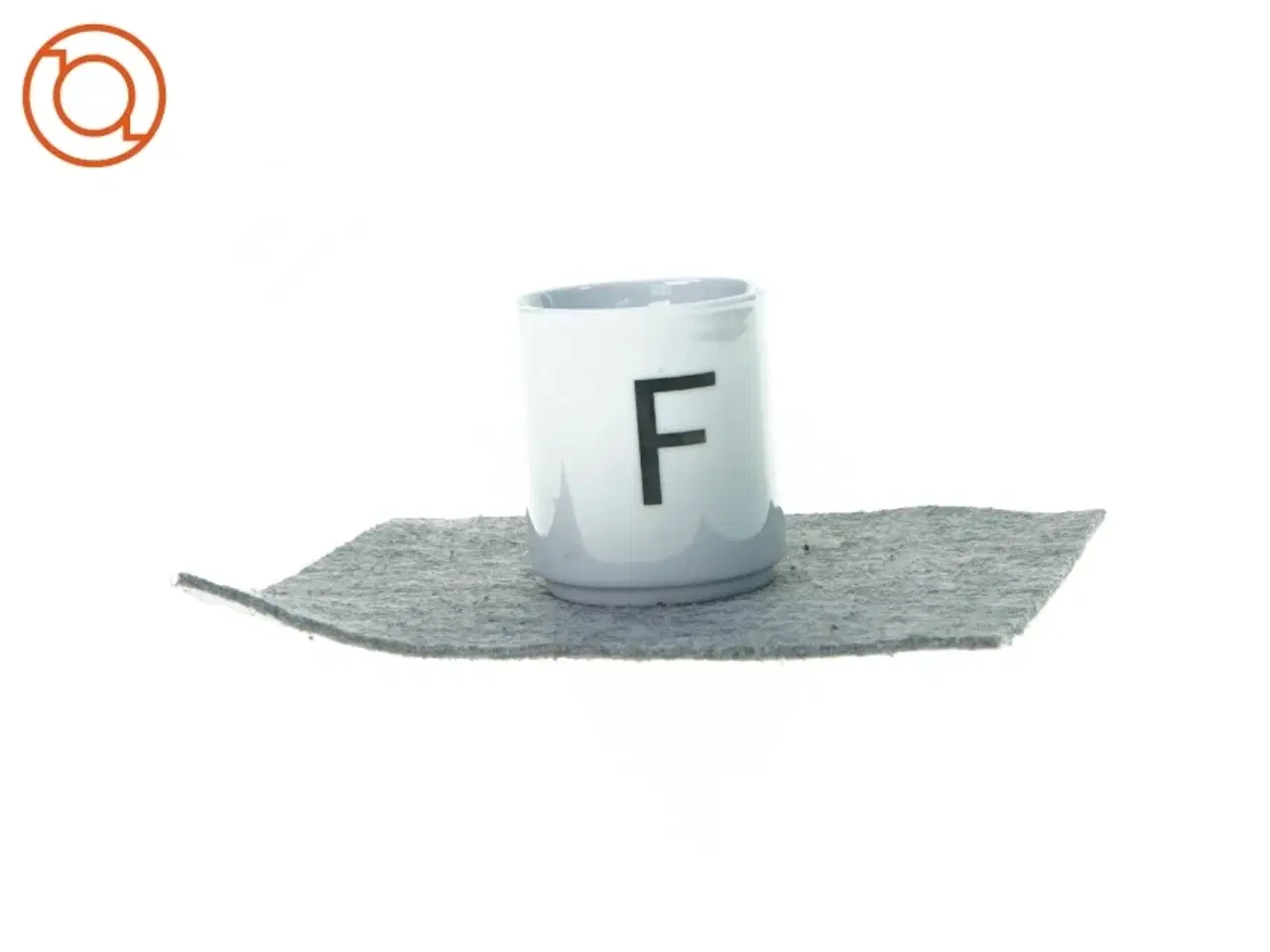 Billede 1 - ny Kop / krus med F bogstav (str. 9 cm)