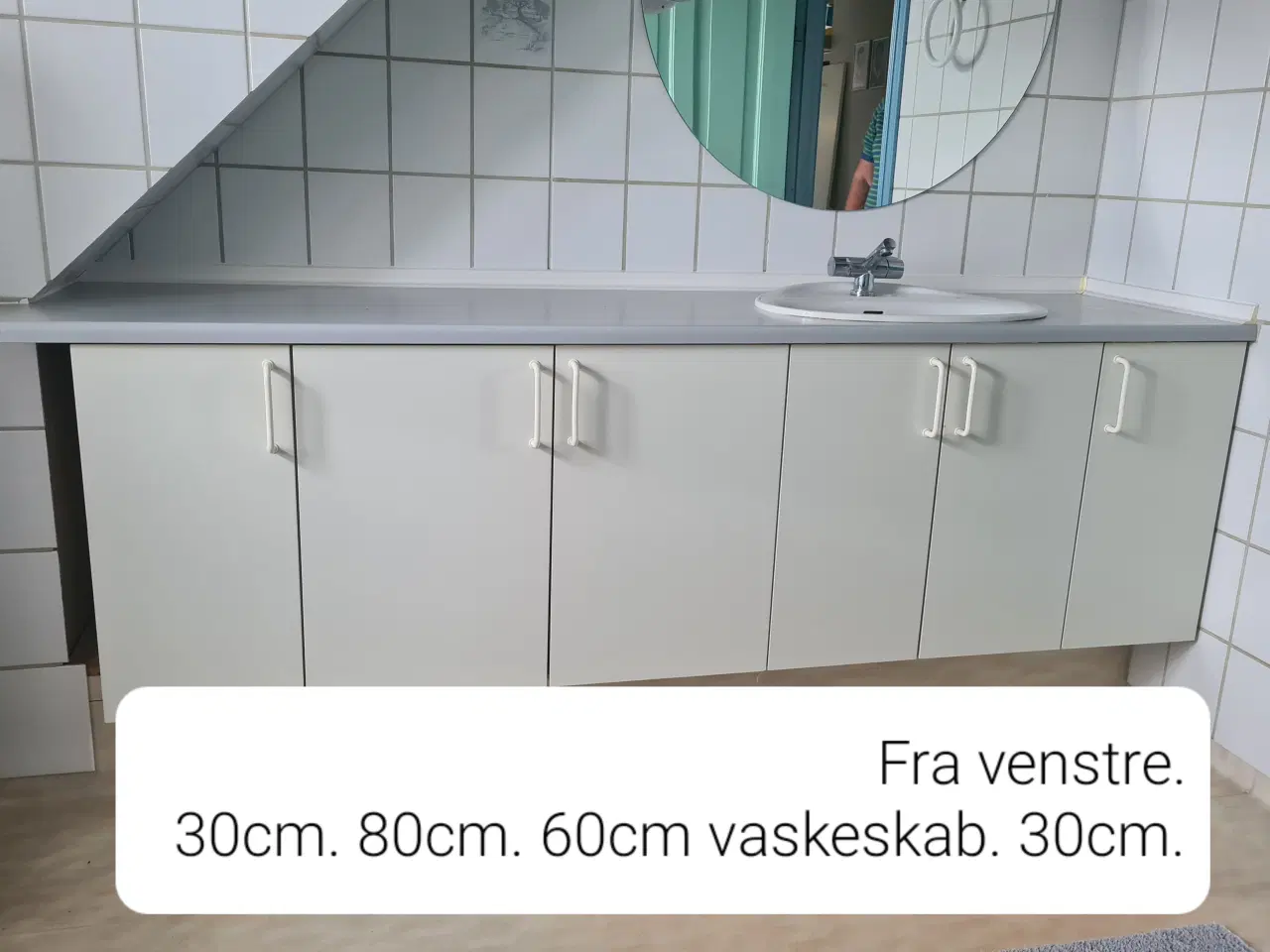 Billede 1 - Underskabe fra badeværelse.