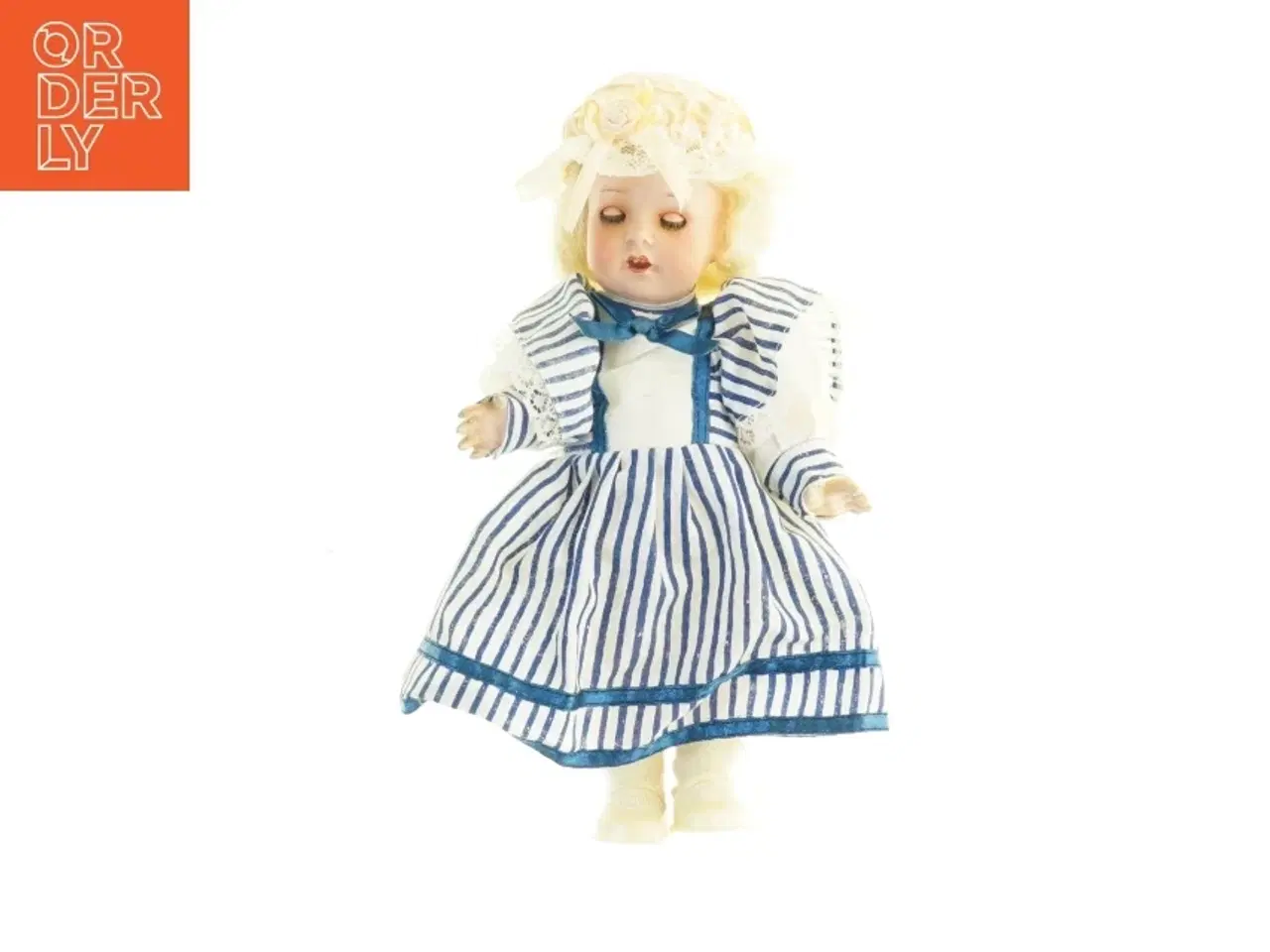 Billede 1 - Porcelænsdukke med blå-hvidt stribet kjole (str. 26 x 12 cm)