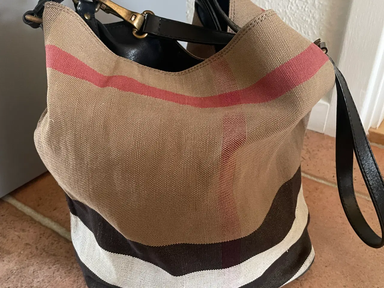 Billede 6 - Burberry kanvas taskr