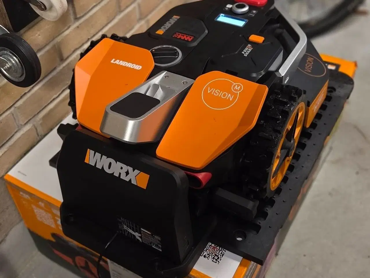 Billede 3 - Plænerobot, Worx Vision M (600 kvm)