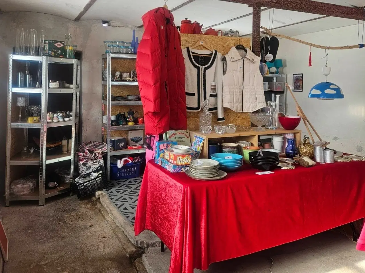 Billede 10 - Loppe & kræmmermarked
