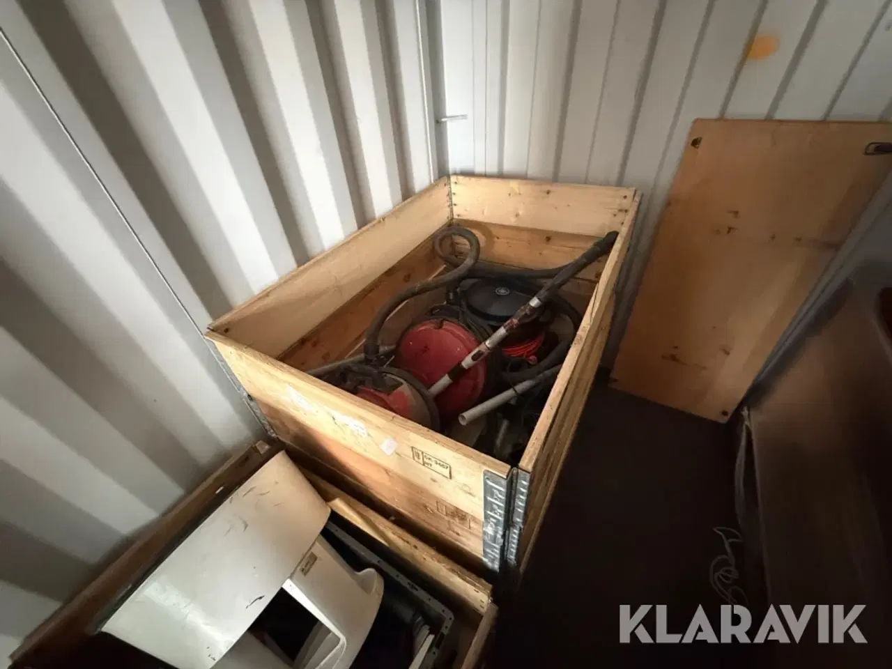 Billede 2 - Parti bestående af tre Nilfisk industristøvsugere Nilfisk VP930 / GD930