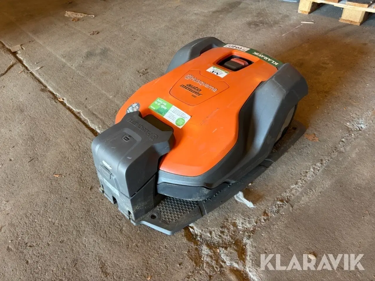 Billede 1 - Robot plæneklipper Husqvarna 520 med ladestation