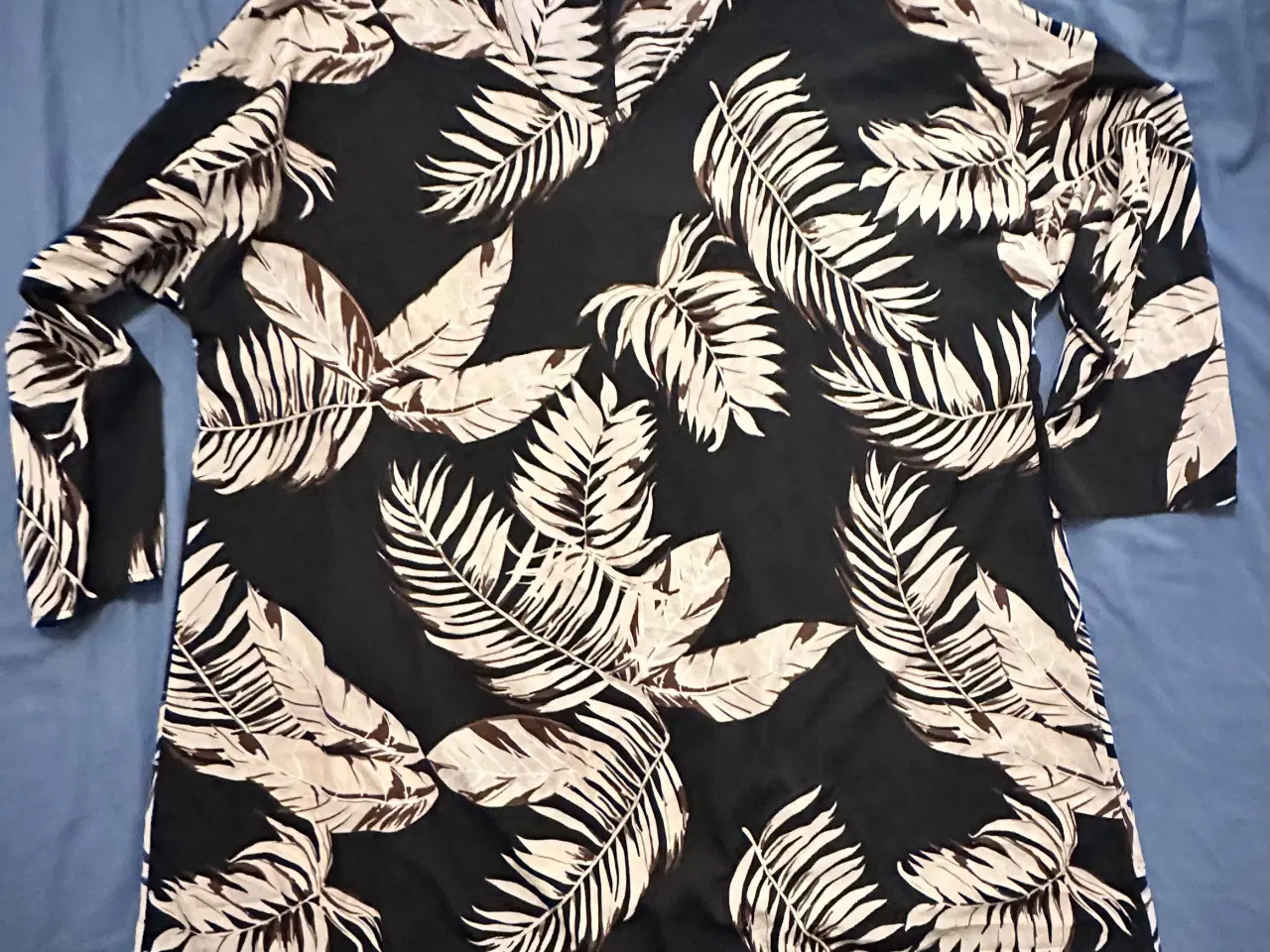 Billede 7 - Smuk bluse fra Emery Rose str. 3 XL