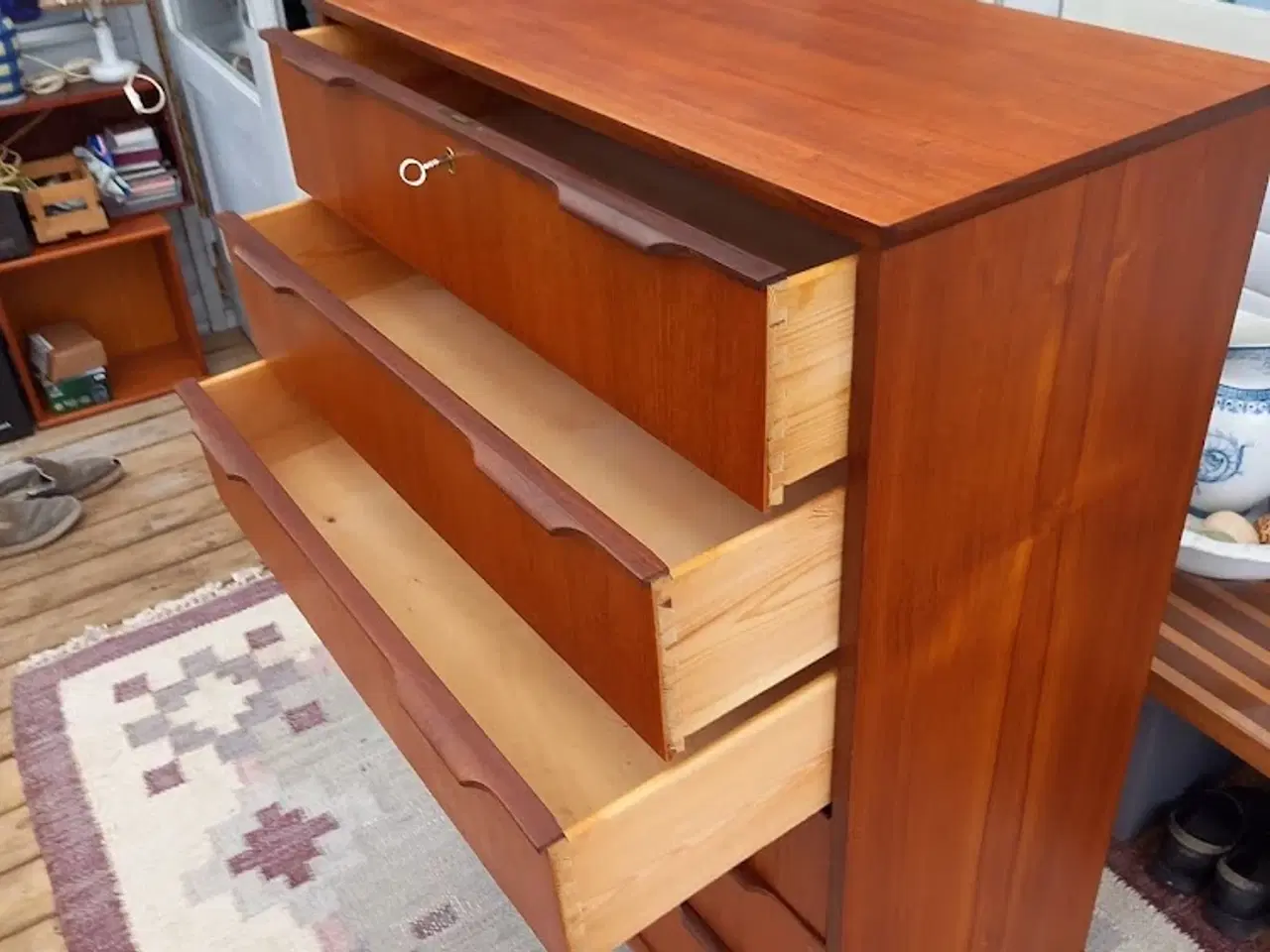 Billede 8 - Teak kommode