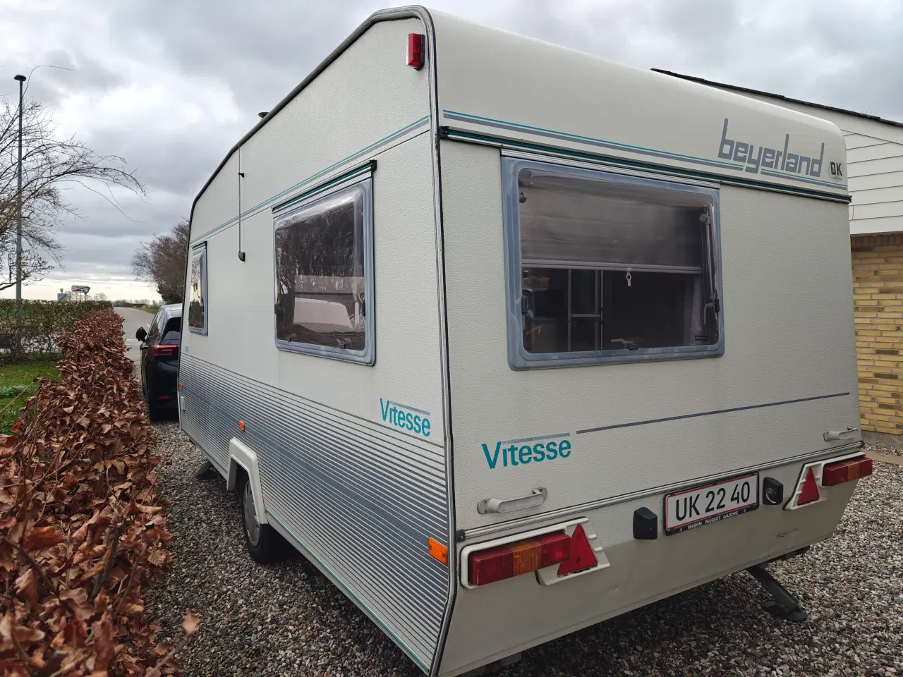 Billede 11 - Velholdt campingvogn fra 1994 m. fortelt & toilet