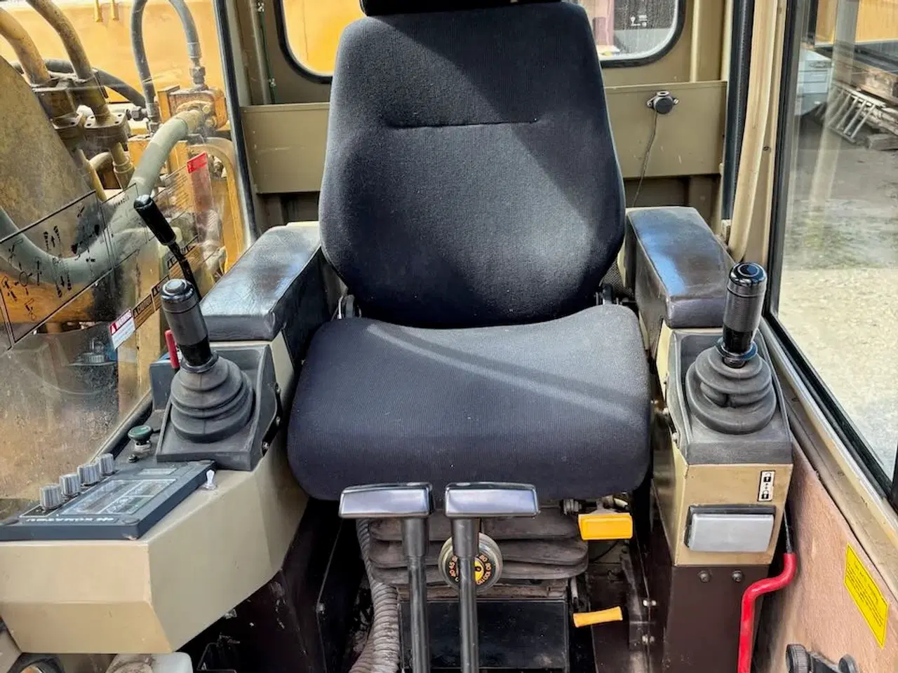 Billede 3 - Unik 22 T. Komatsu gravemaskine.