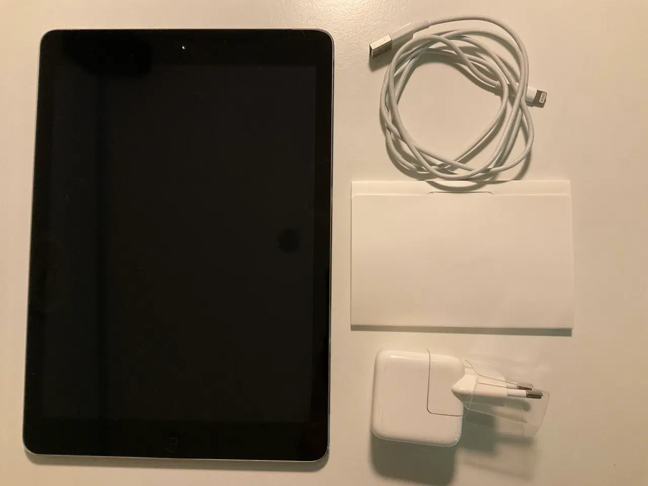 Billede 5 - iPad Air, 16 GB, sort