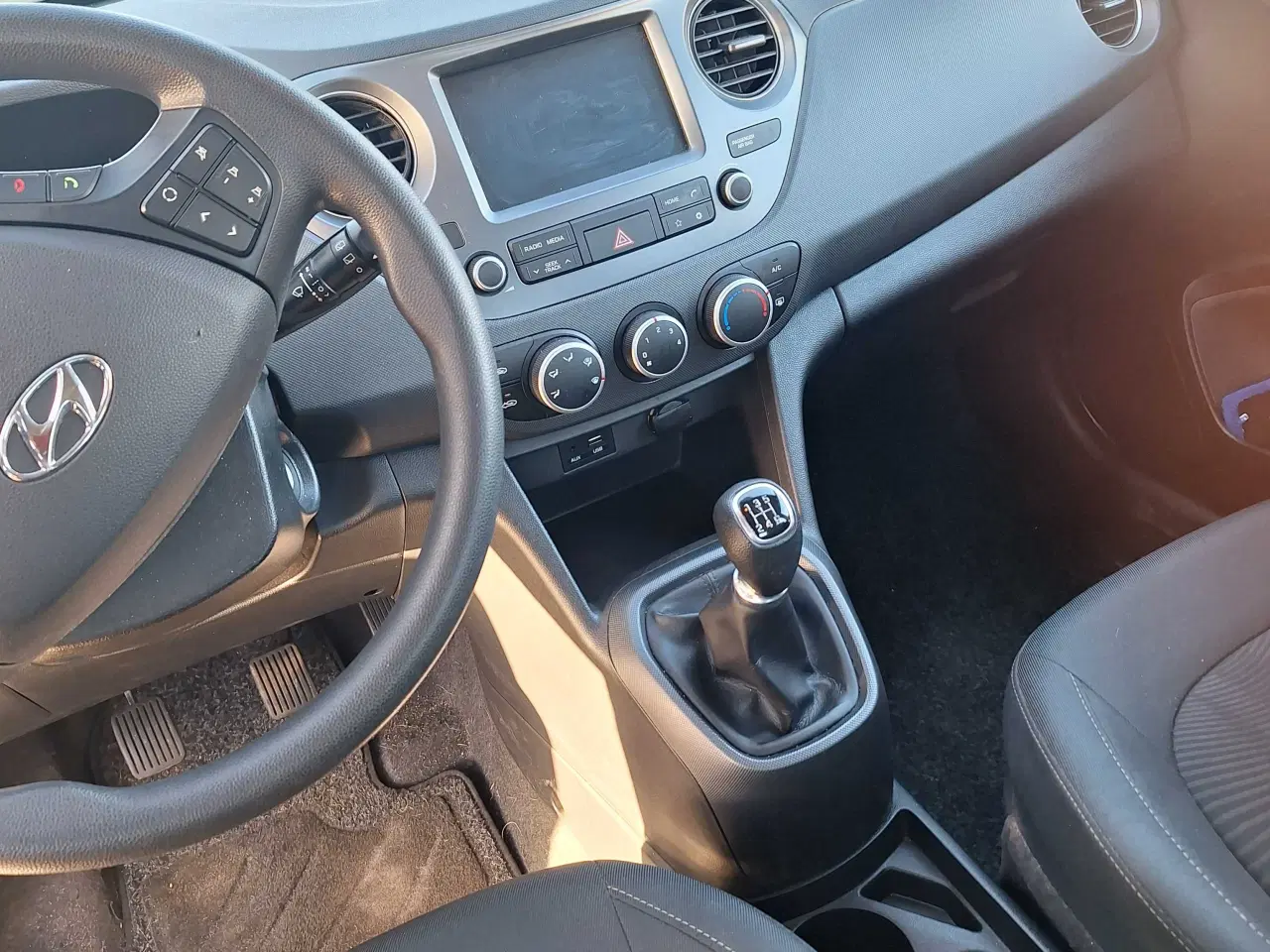 Billede 6 - Økonomisk lille bil